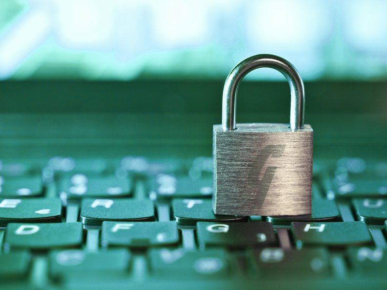 CASH Blog - Detecting and avoiding social media fraud.jpg