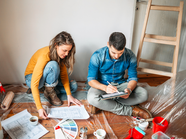 Couple remodeling room 1800x1350.png